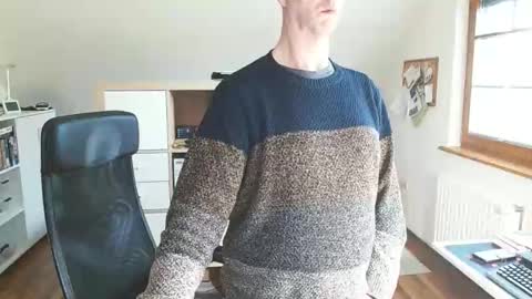 Snapshot of lefti27 chatting on February 28, 2026, 2:51 pm Dave online show from February 28, 2026, 2:51 pm