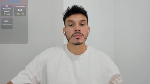 Alejandro online show from October 8, 2025, 7:00 pm