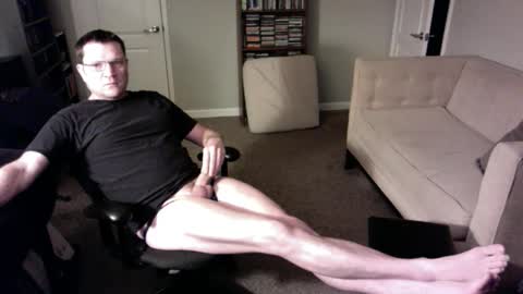 legs999 online show from October 1, 2025, 12:33 pm