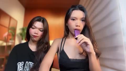 Leiah online show from March 22, 2026, 6:06 am