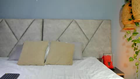 Leidy Cooper online show from February 27, 2026, 5:18 am