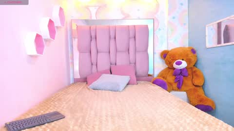 LEIGH ANGELS online show from January 24, 2025, 10:41 pm