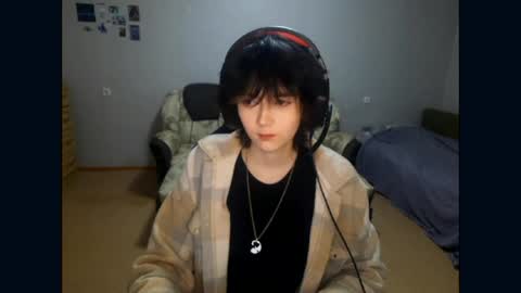 Viola online show from April 17, 2026, 10:13 pm