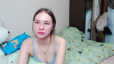 leila_bambi_ online show from January 19, 2025, 8:09 pm