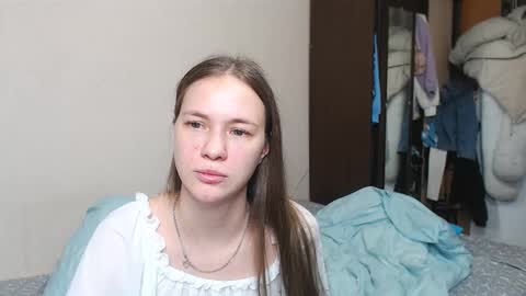 leila_bambi_ online show from February 12, 2025, 12:16 am