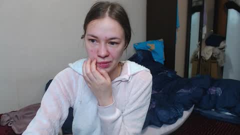 leila_bambi_ online show from February 27, 2025, 3:47 am