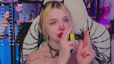 Leila online show from November 29, 2025, 4:10 pm