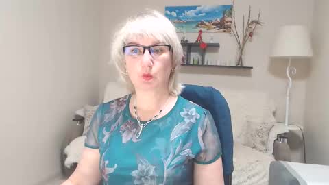 Leila Kinky online show from February 20, 2025, 4:18 am