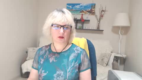 Leila Kinky online show from March 12, 2025, 4:41 am