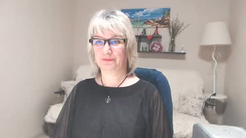 Snapshot of leilamays chatting on June 13, 2026, 5:16 am Leila Kinky online show from June 13, 2026, 5:16 am