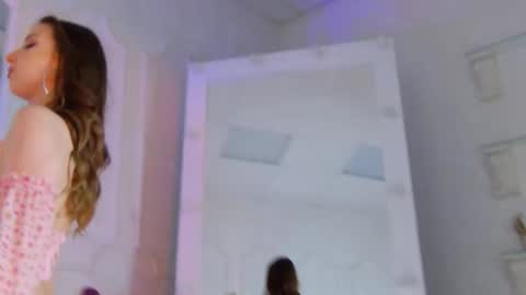 Leila online show from November 14, 2025, 5:17 am