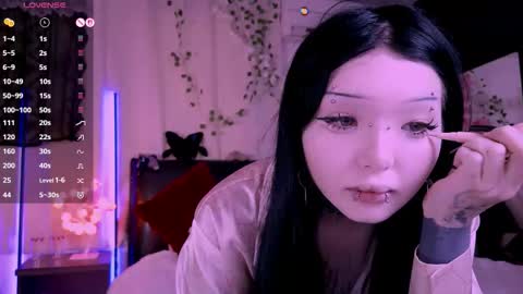 Snapshot of lein_bone chatting on November 13, 2025, 12:09 am Lein online show from November 13, 2025, 12:09 am