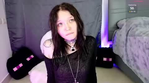 Snapshot of lein_bone chatting on July 30, 2026, 12:26 pm Lein online show from July 30, 2026, 12:26 pm