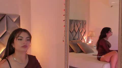 Leizathompson online show from January 7, 2026, 6:54 pm