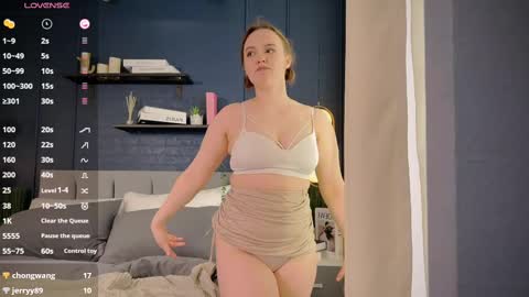 Lela online show from February 12, 2025, 10:04 pm