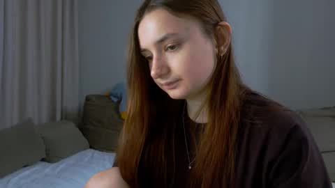 Lelia online show from March 5, 2026, 5:42 pm