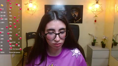 Lena online show from February 6, 2025, 7:51 pm