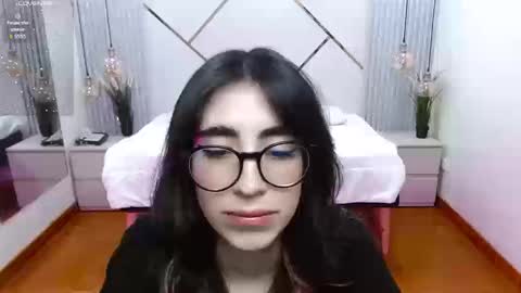 Lena online show from September 10, 2025, 9:15 pm