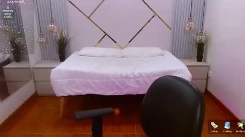 Lena online show from September 25, 2025, 10:02 pm