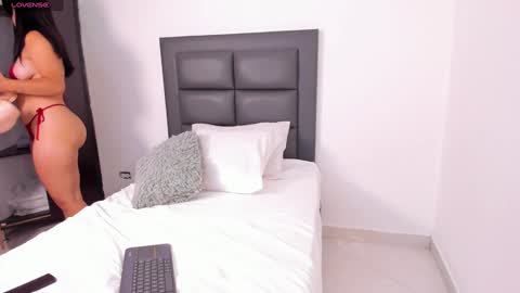 Lena Rousseau  online show from February 7, 2025, 5:31 am