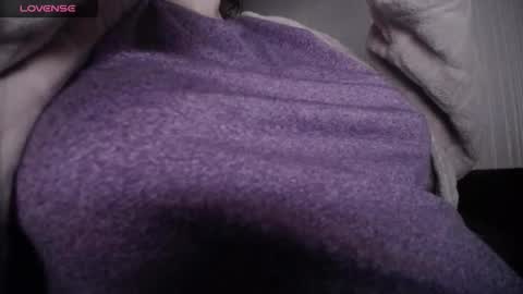 lenagolden online show from March 6, 2026, 2:46 pm