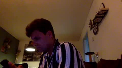 Snapshot of lendariokiss chatting on May 3, 2026, 2:56 pm Armando online show from May 3, 2026, 2:56 pm