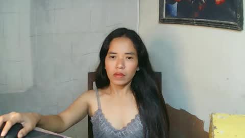 leni_in_your_dreamx online show from July 3, 2026, 4:24 pm