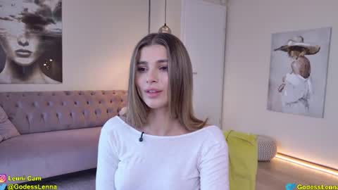 Snapshot of lenna_godess chatting on June 17, 2026, 4:59 am Lenna Goddess online show from June 17, 2026, 4:59 am