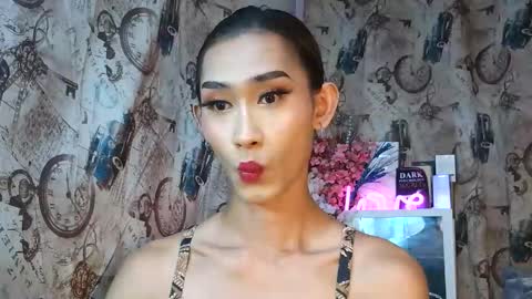 JANE online show from November 14, 2025, 7:12 pm