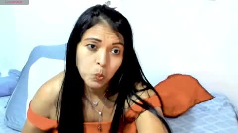 lenz335100 online show from January 24, 2025, 11:12 pm