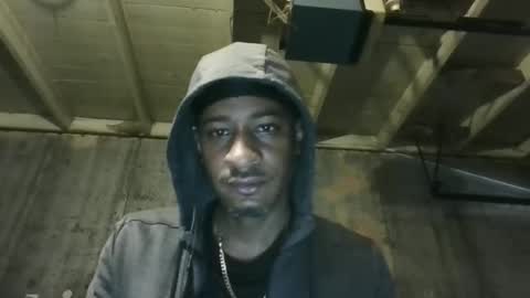 leo199984 online show from April 19, 2026, 6:21 pm