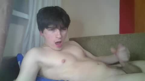 leo_cutie online show from January 16, 2026, 12:36 am