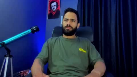 Leo  Diaz online show from December 28, 2024, 2:43 am