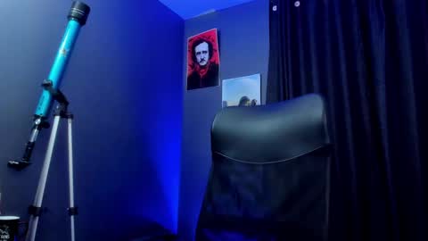 Leo  Diaz online show from February 5, 2025, 8:32 am