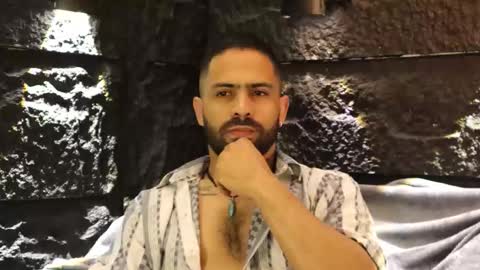 Leo  Diaz online show from November 27, 2025, 2:24 am