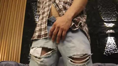 Leo  Diaz online show from April 20, 2026, 11:39 pm