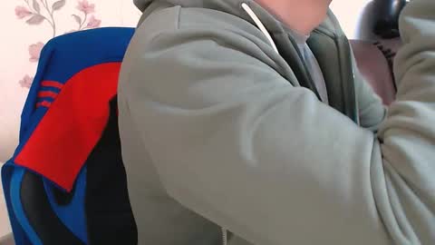 Snapshot of leo_gianni chatting on May 1, 2026, 11:04 am Leo Gianni online show from May 1, 2026, 11:04 am