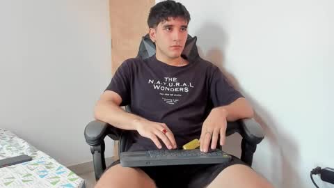 Leo Jones online show from January 2, 2025, 6:34 pm