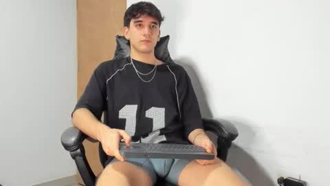 Leo Jones online show from September 27, 2025, 3:33 am