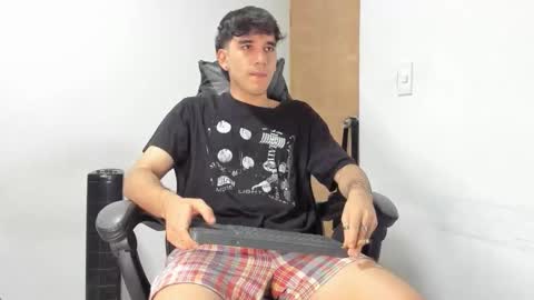 Leo Jones online show from October 21, 2025, 9:48 pm