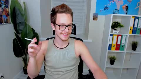 Leo online show from November 15, 2025, 4:43 am