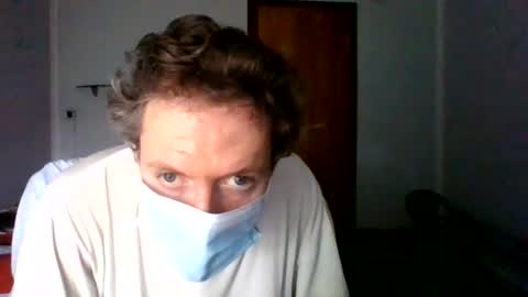 Snapshot of leo_one_uno chatting on August 5, 2026, 7:22 am leo_one_uno online show from August 5, 2026, 7:22 am