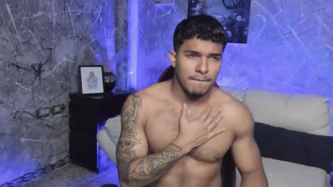 Leo independent model online show from October 15, 2025, 12:44 am