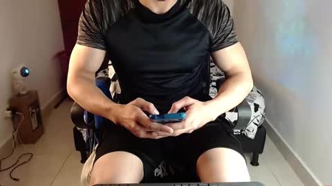 leo online show from November 16, 2025, 7:52 pm