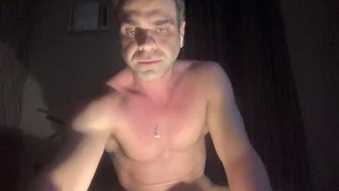 Leo Wolf online show from December 3, 2025, 7:38 am