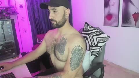 Snapshot of leon_1717 chatting on January 9, 2025, 11:45 pm Leon online show from January 9, 2025, 11:45 pm