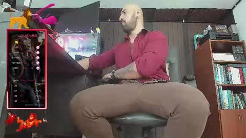 Snapshot of leon_1717 chatting on September 16, 2025, 3:24 pm Leon online show from September 16, 2025, 3:24 pm