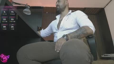 Snapshot of leon_1717 chatting on May 22, 2026, 9:20 pm Leon online show from May 22, 2026, 9:20 pm