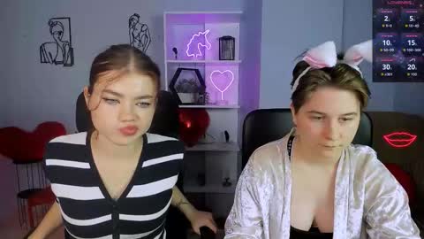 Leona online show from November 15, 2025, 1:40 pm