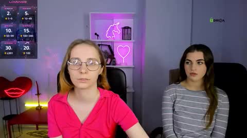 Leona online show from November 16, 2025, 1:17 pm